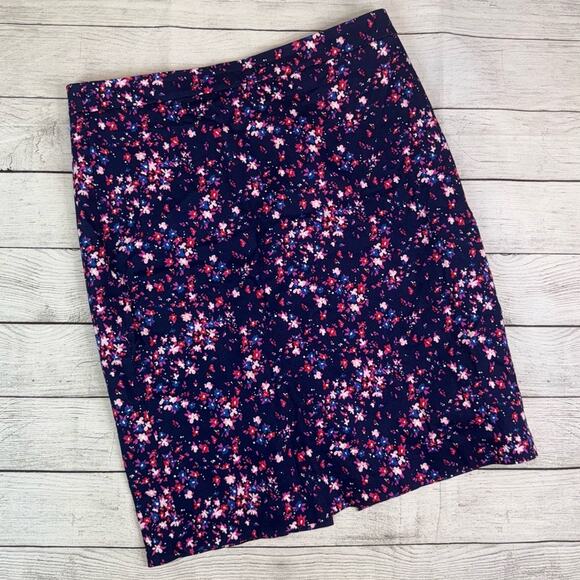 J. Crew Navy Floral Printed Pencil Skirt with Stretch  Size 8 - Picture 3 of 8